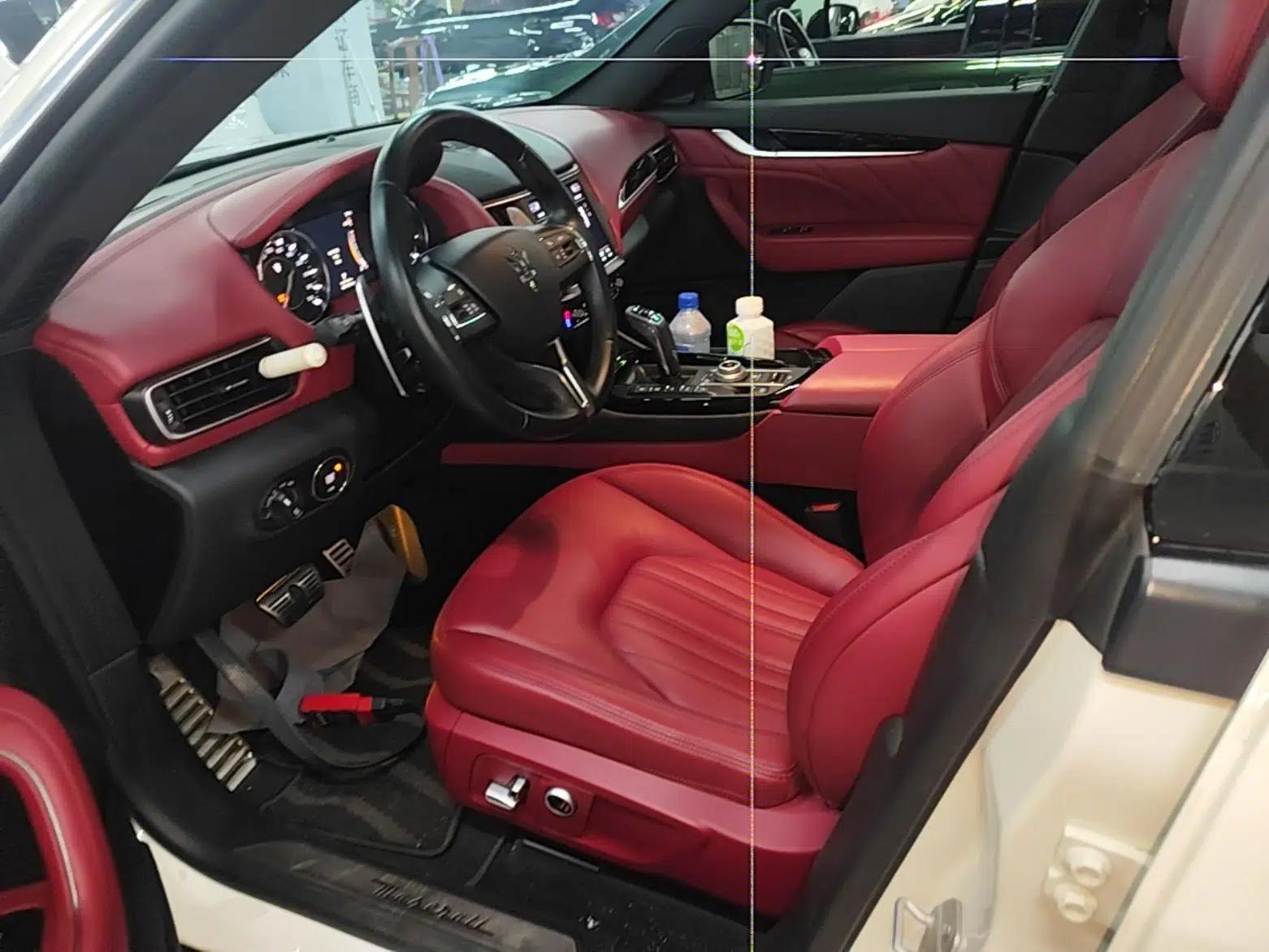 Maserati Levante 2021 3.0T Standard Edition — миниатюра 18