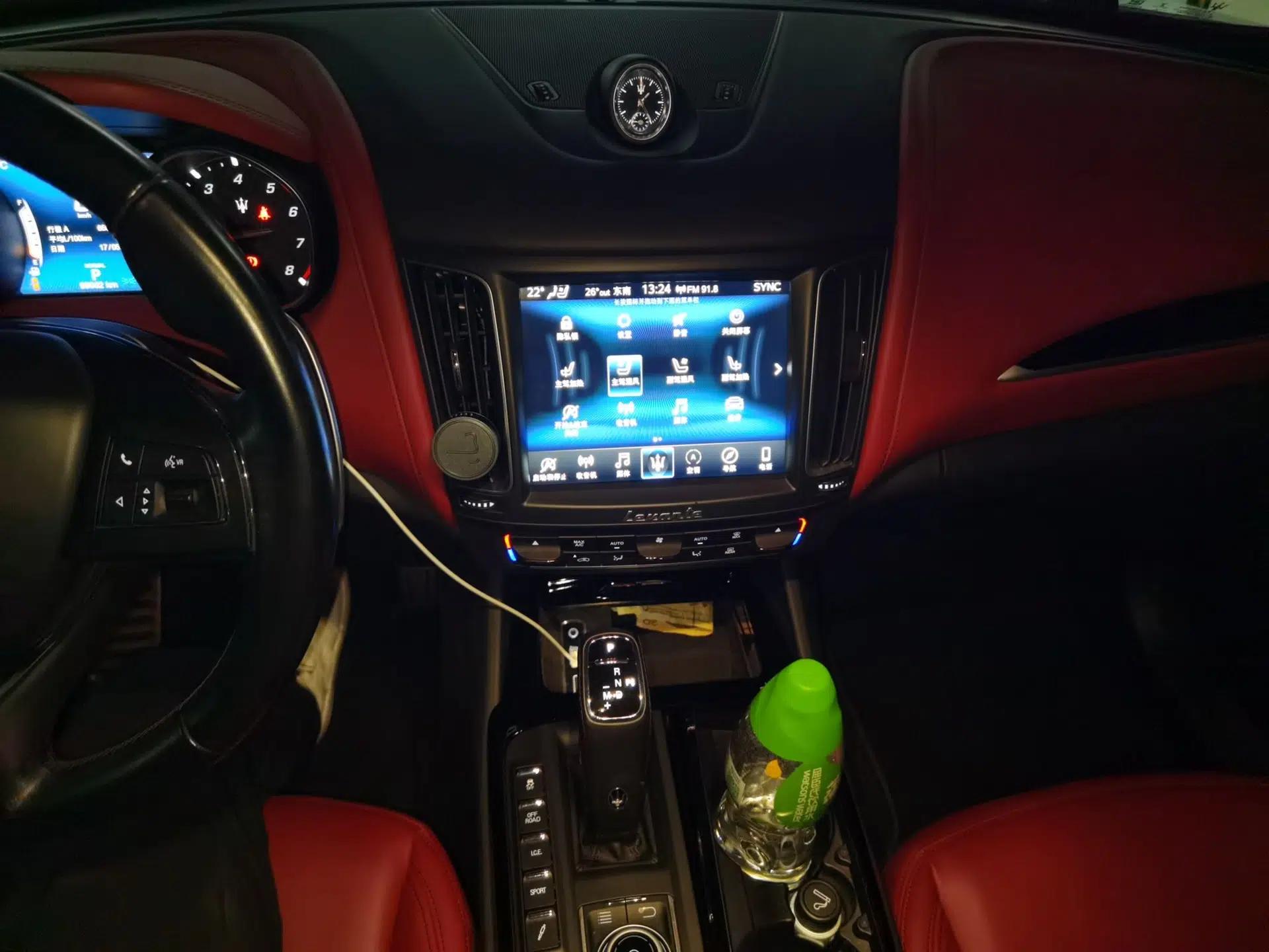 Maserati Levante 2019 3.0T Standard Version China VI — миниатюра 14