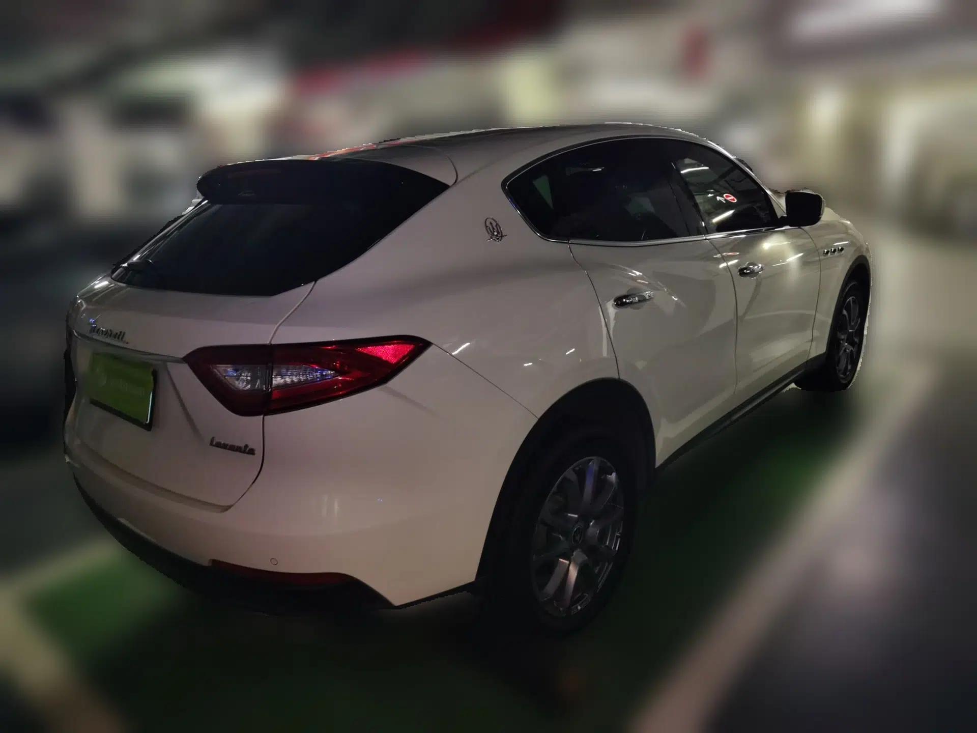 Maserati Levante 2019 3.0T Standard Version China VI — миниатюра 6