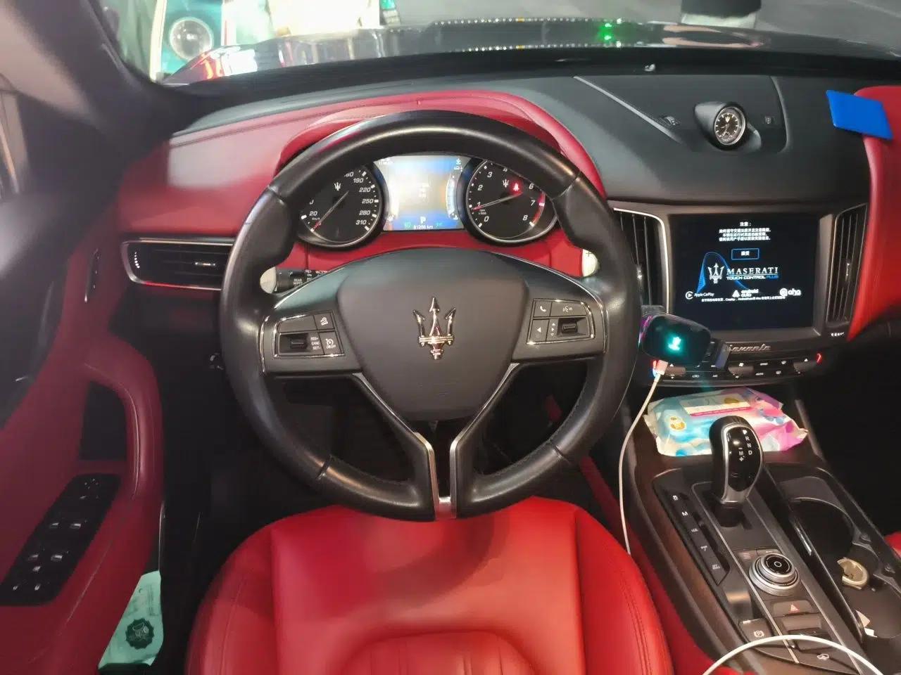 Maserati Levante 2016 3.0T Standard Edition — миниатюра 11