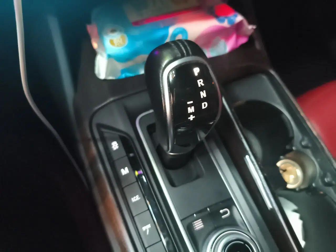 Maserati Levante 2016 3.0T Standard Edition — миниатюра 15