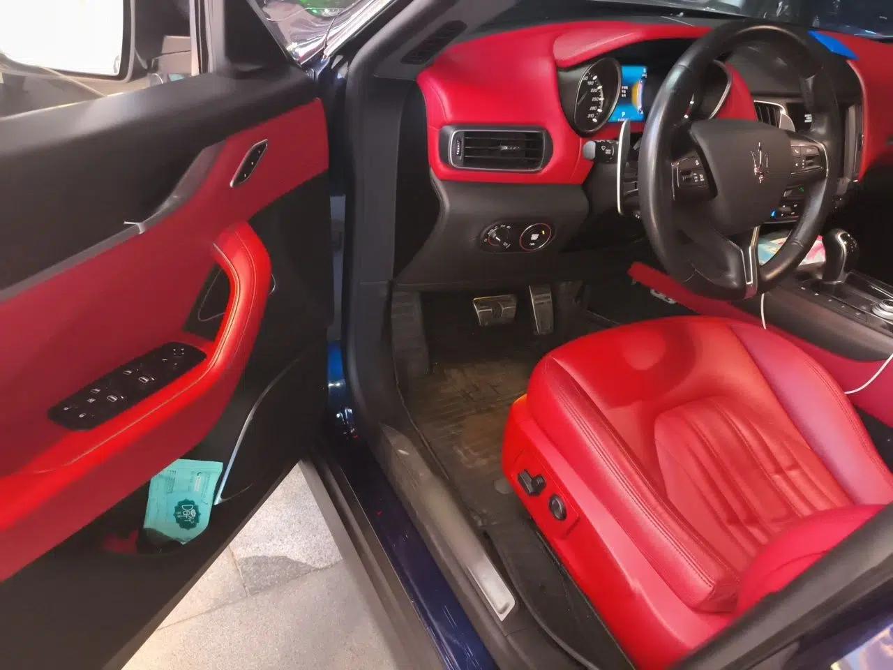 Maserati Levante 2016 3.0T Standard Edition — миниатюра 17