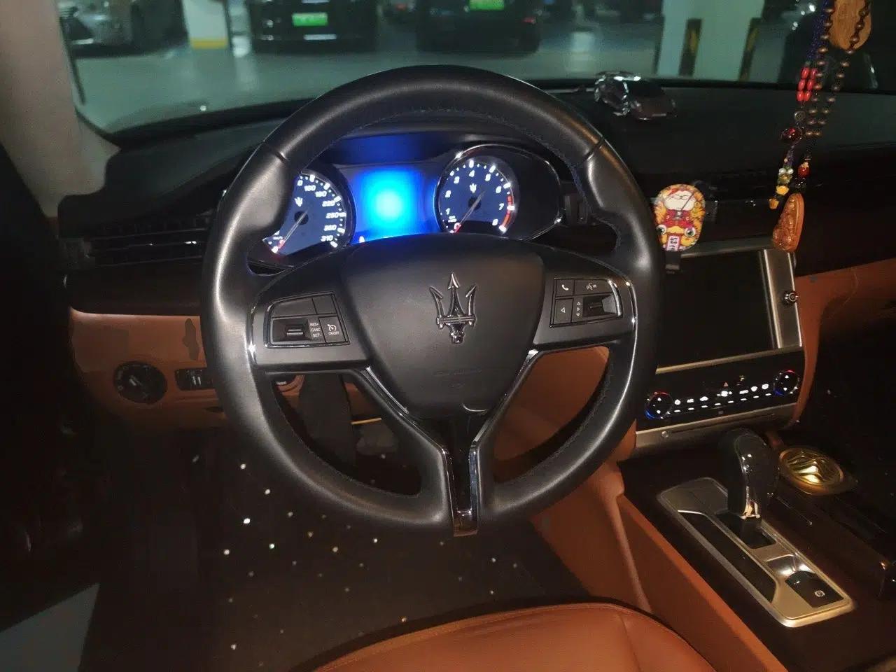 Maserati President 2013 3.0T Standard Model — миниатюра 11
