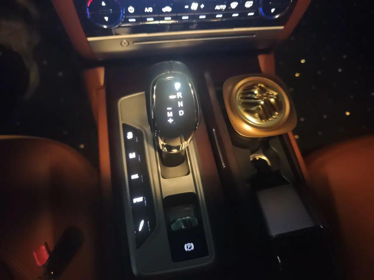 Maserati President 2013 3.0T Standard Model — миниатюра 15