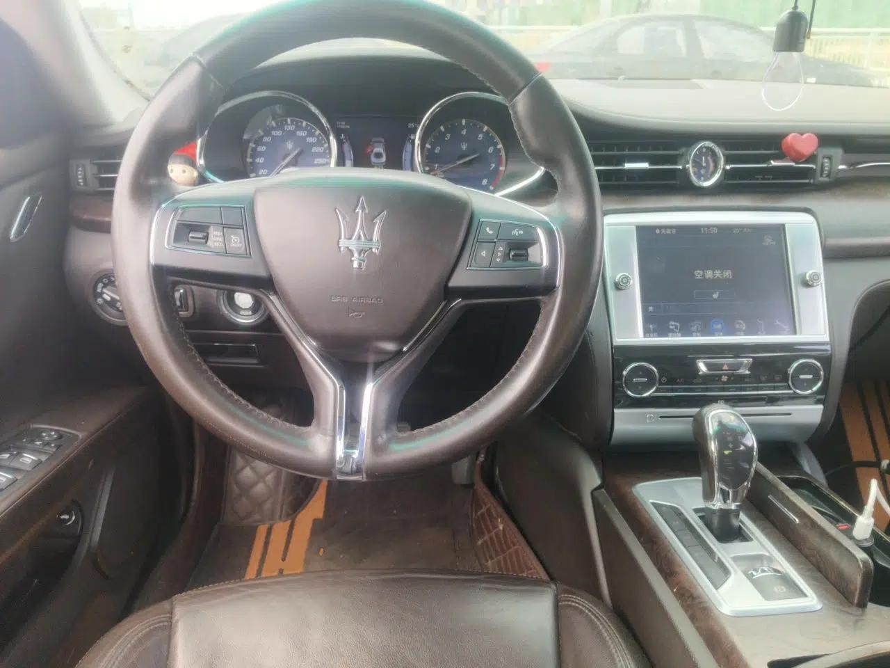 Maserati President 2013 3.0T Standard Model — миниатюра 11