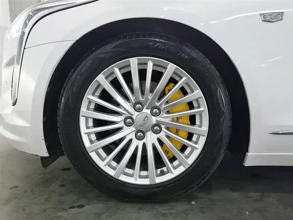 2021 Cadillac CT6 28T Luxury — миниатюра 17