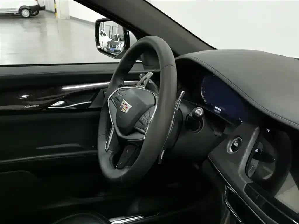 2021 Cadillac CT6 28T Luxury — миниатюра 22