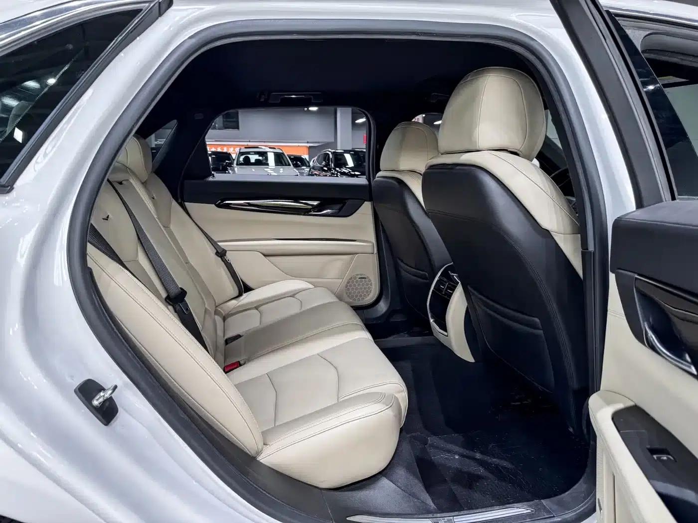 Cadillac CT6 2021 28T Fashion Edition — миниатюра 11