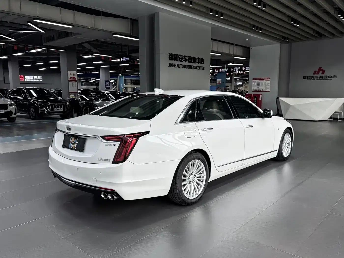 Cadillac CT6 2021 28T Fashion Edition — миниатюра 12