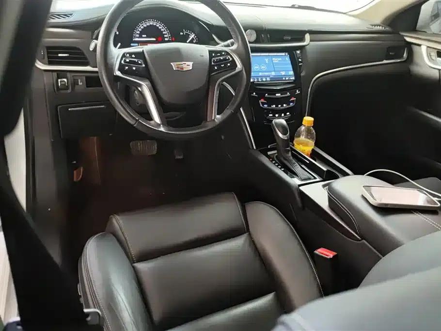 2018 Cadillac XTS 28T Elite — миниатюра 12