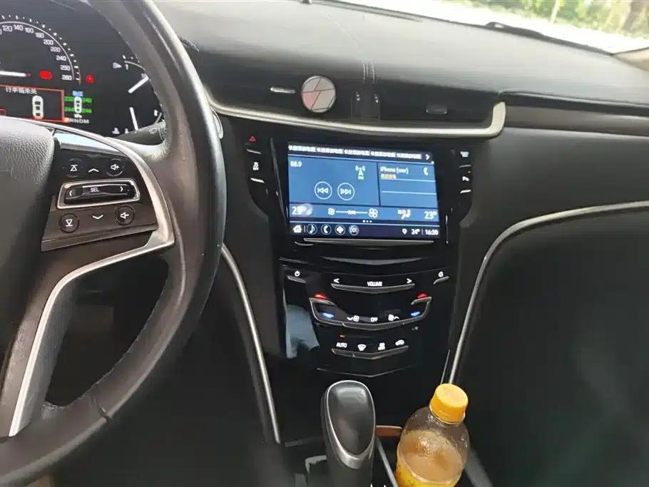 2018 Cadillac XTS 28T Elite — миниатюра 13