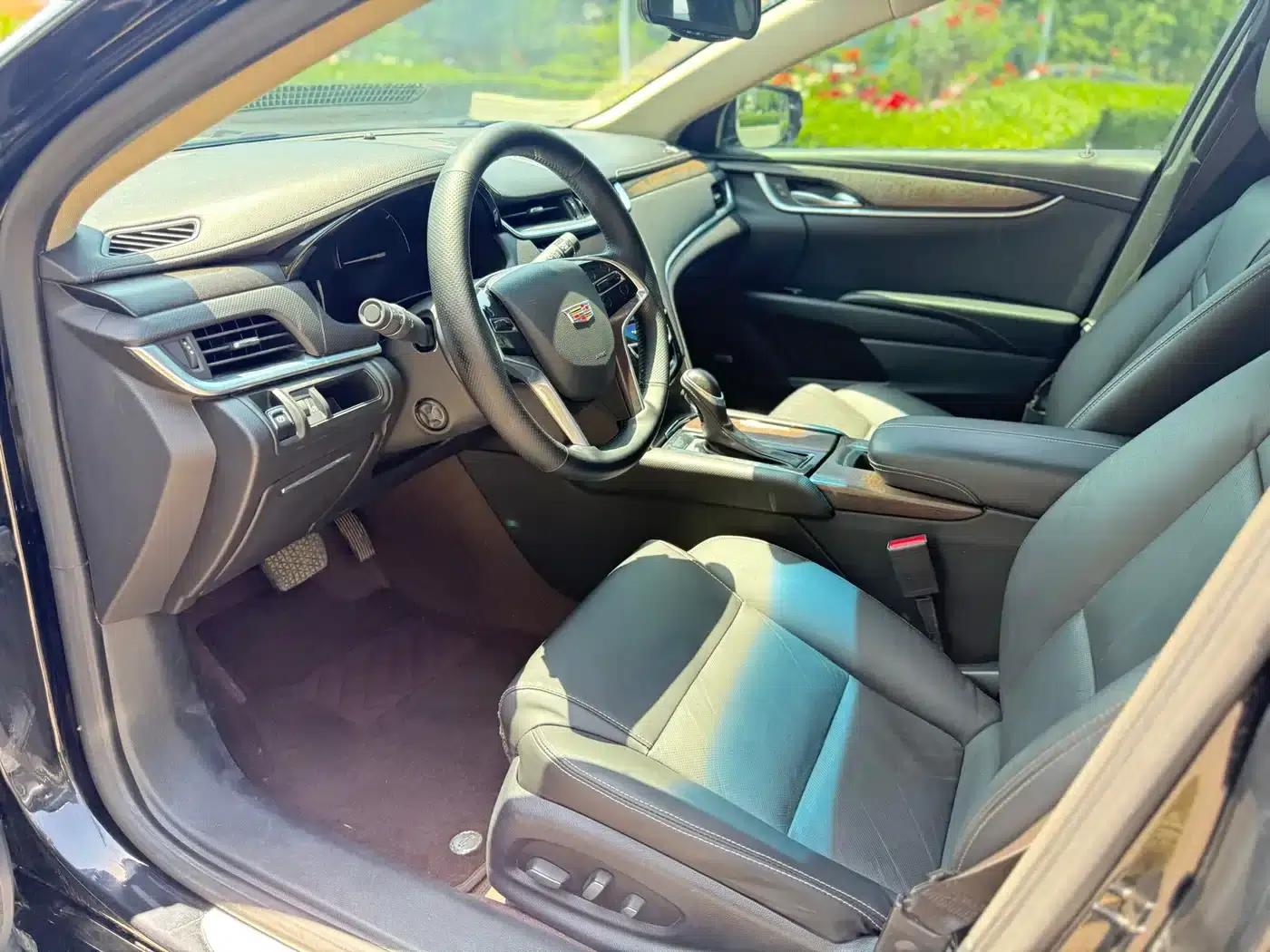 2018 Cadillac XTS 28T Elite — миниатюра 4