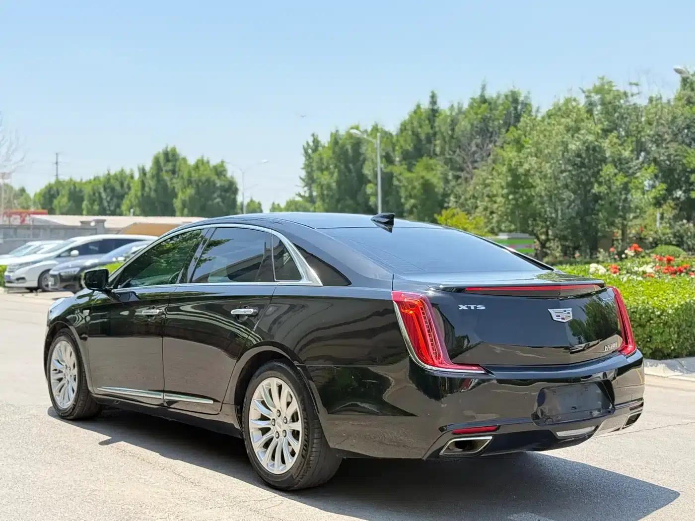 2018 Cadillac XTS 28T Elite — миниатюра 9