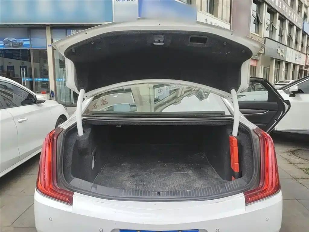2018 Cadillac XTS 28T Elite — миниатюра 19