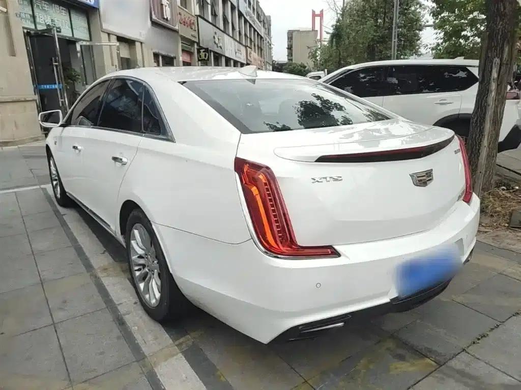 2018 Cadillac XTS 28T Elite — миниатюра 5