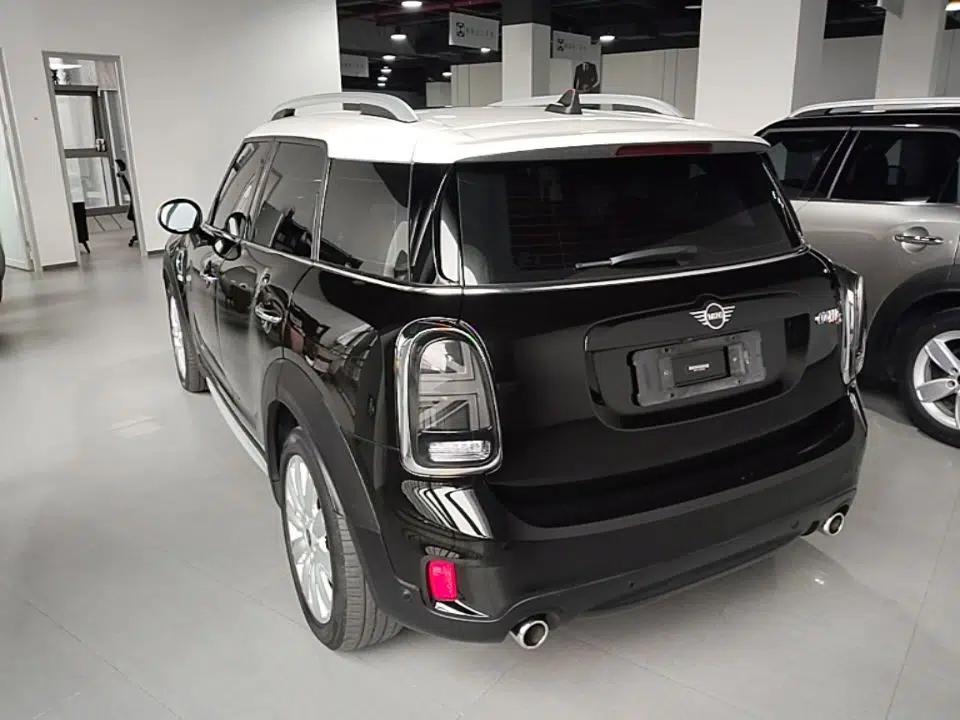 MINI Countryman 2019 2.0T COOPER S ALL4 Classic Edition — миниатюра 4