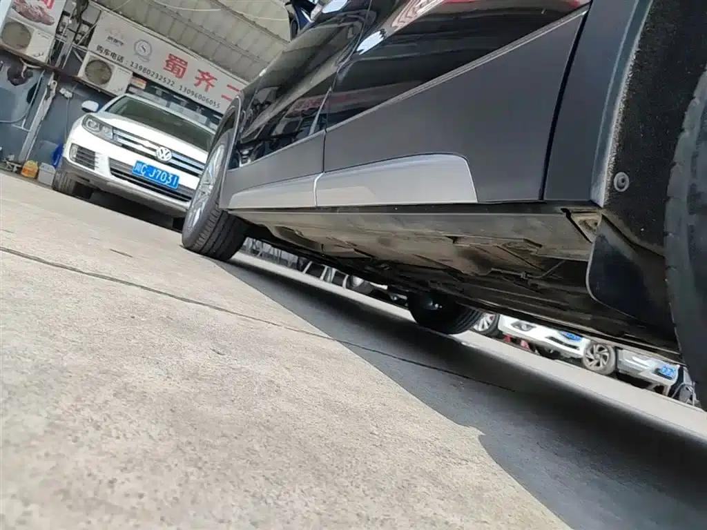 Cadillac XT4 2021 28T Two-Wheel Drive Premium Edition — миниатюра 22