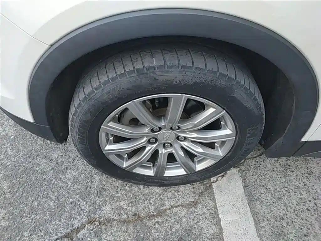 2018 Cadillac XT4 28T AWD Premium — миниатюра 23