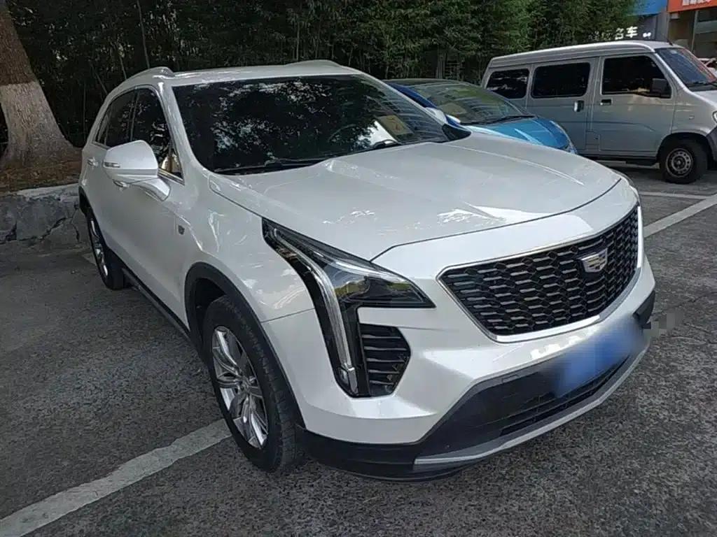 2018 Cadillac XT4 28T AWD Premium — миниатюра 4