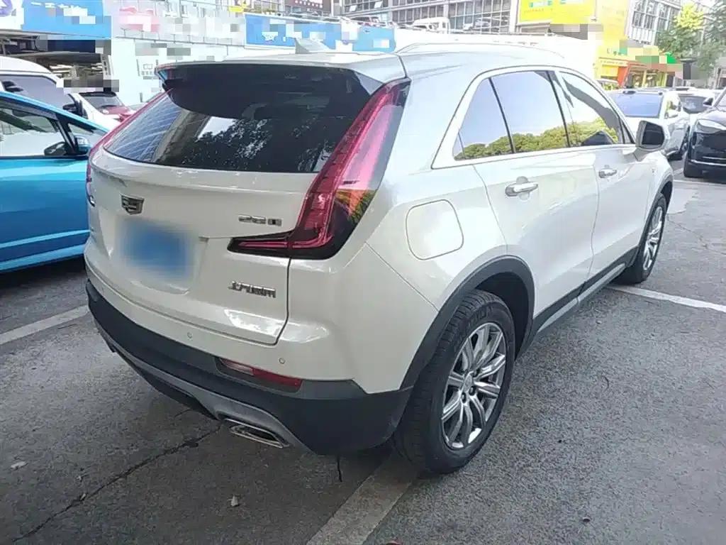 2018 Cadillac XT4 28T AWD Premium — миниатюра 7