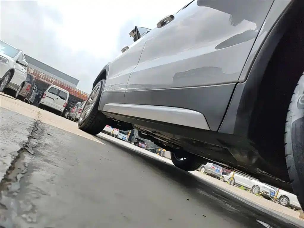 2018 Cadillac XT4 28T 2WD Luxury — миниатюра 21