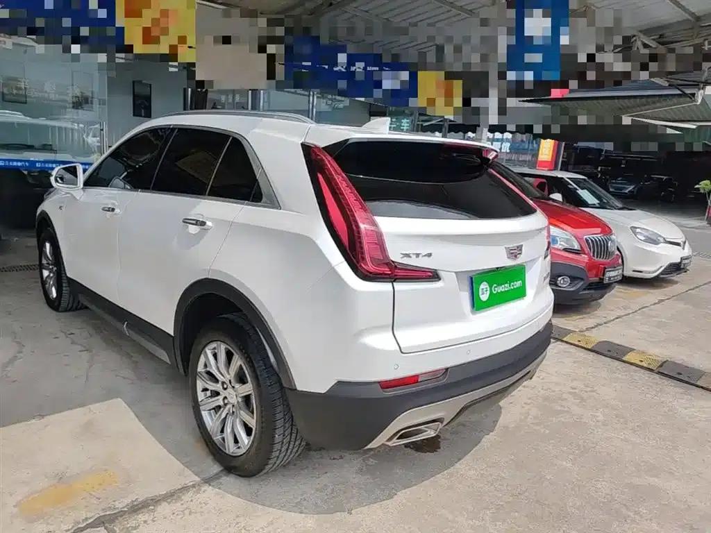 2018 Cadillac XT4 28T 2WD Luxury — миниатюра 5
