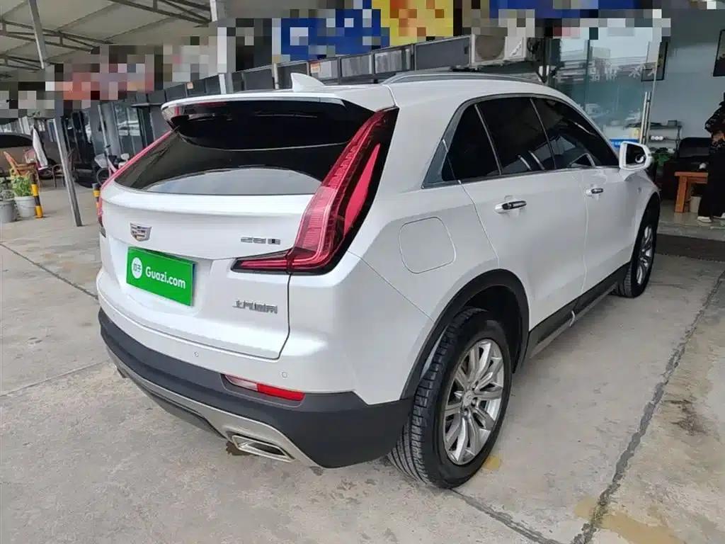 2018 Cadillac XT4 28T 2WD Luxury — миниатюра 7