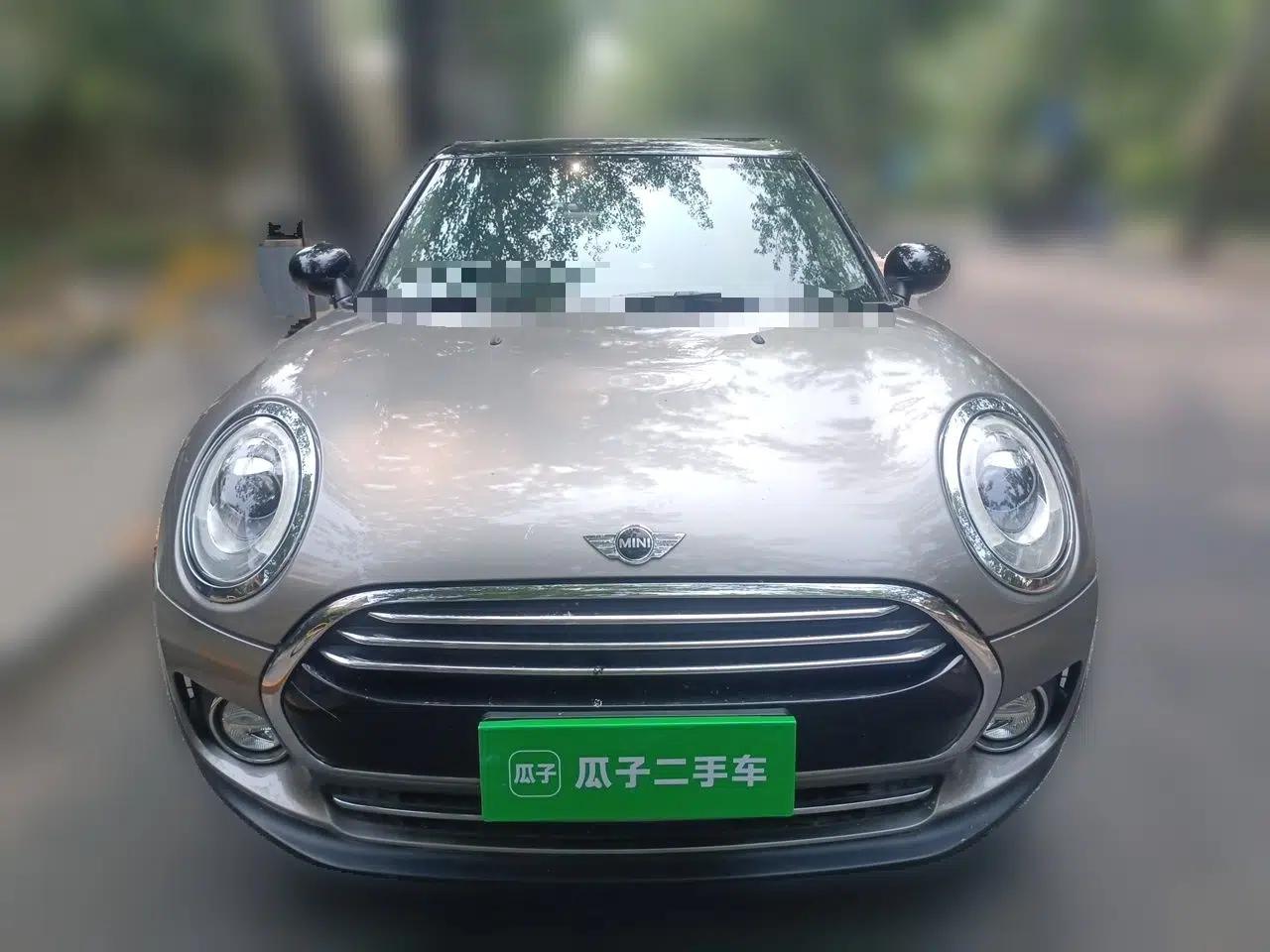 MINI Clubman 2016 Revised Version 1.5T COOPER Connoisseur Edition — миниатюра 2