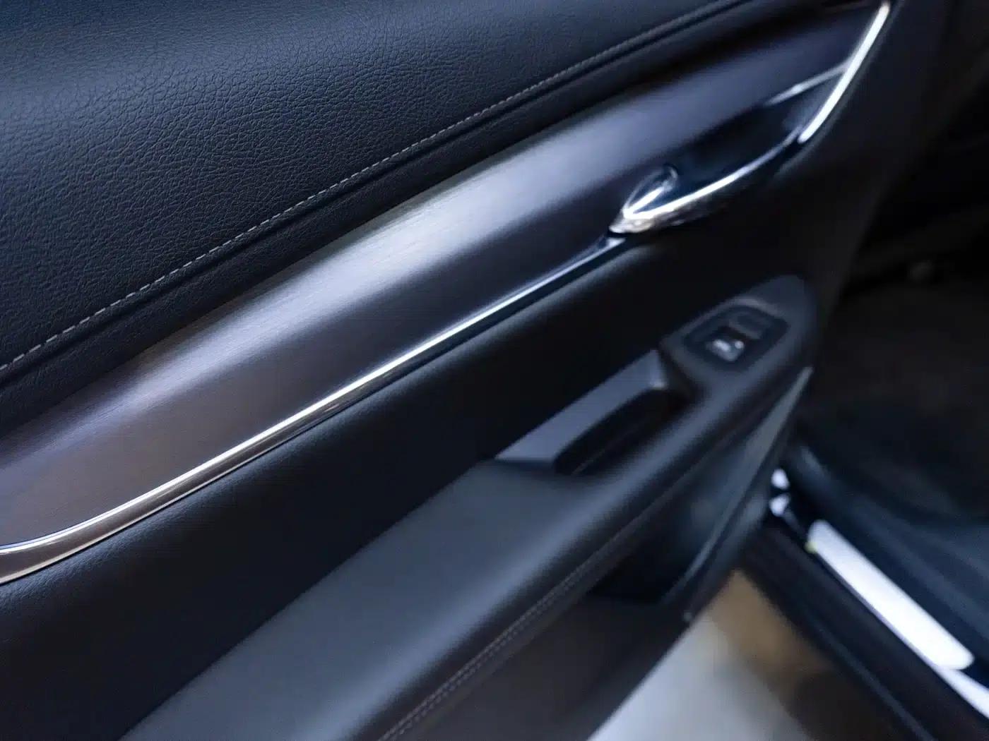 Cadillac XT6 2022 2.0T 7-seater AWD Fashion Edition — миниатюра 12