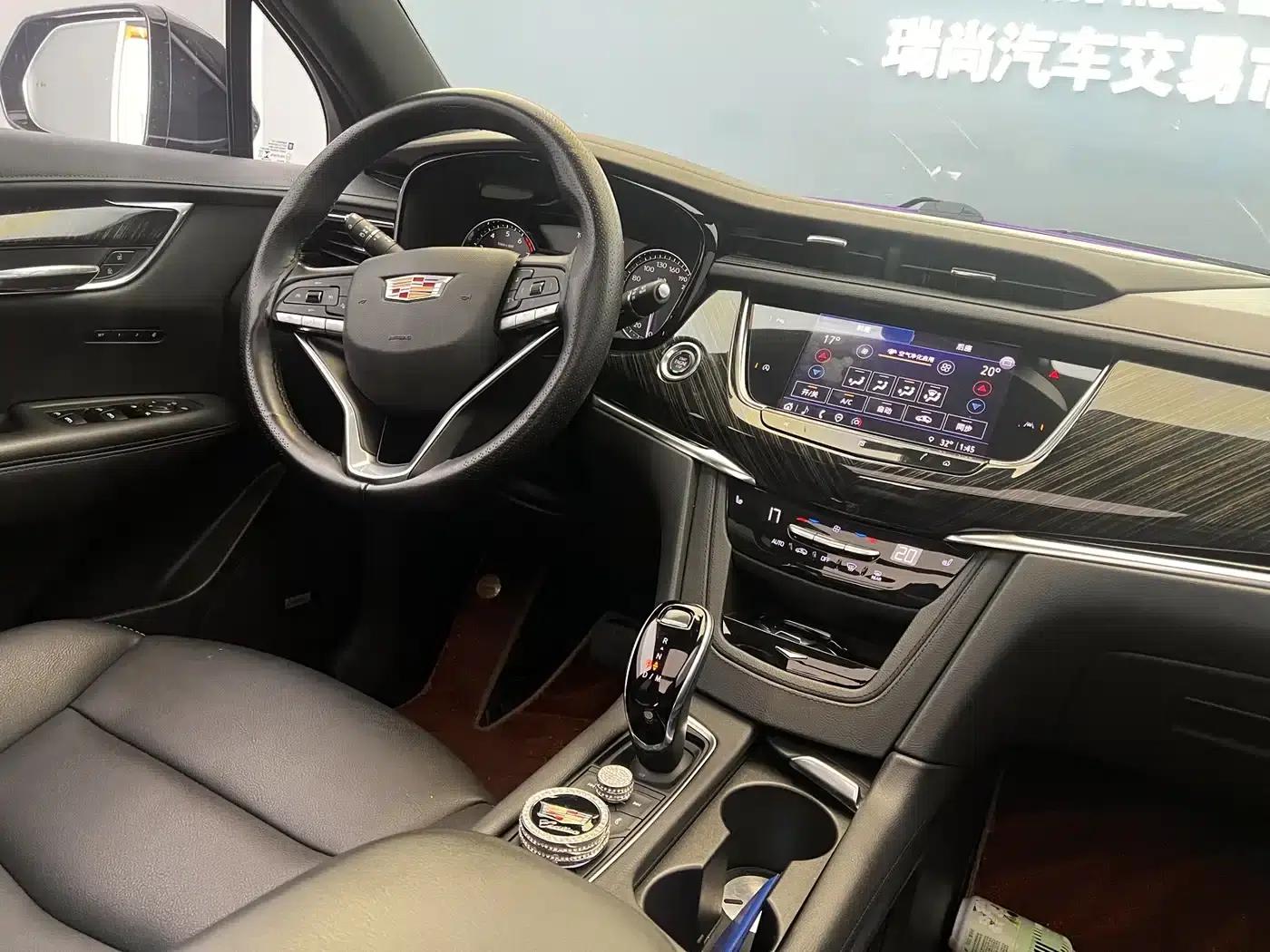 2021 Cadillac XT6 28T Six-Seat Luxury — миниатюра 19