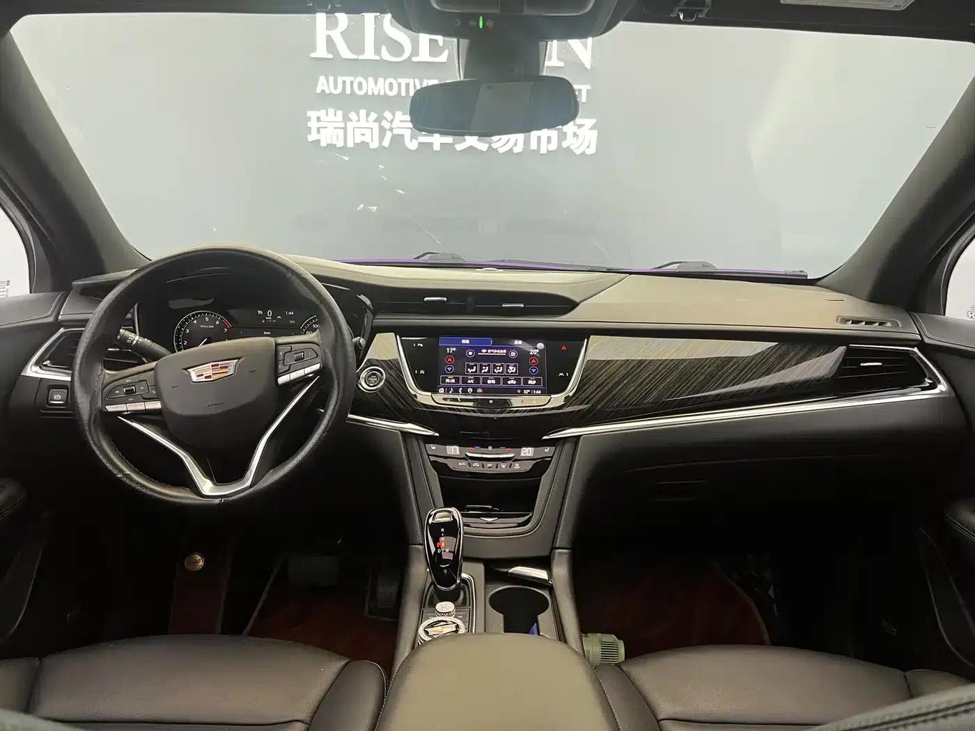 2021 Cadillac XT6 28T Six-Seat Luxury — миниатюра 30
