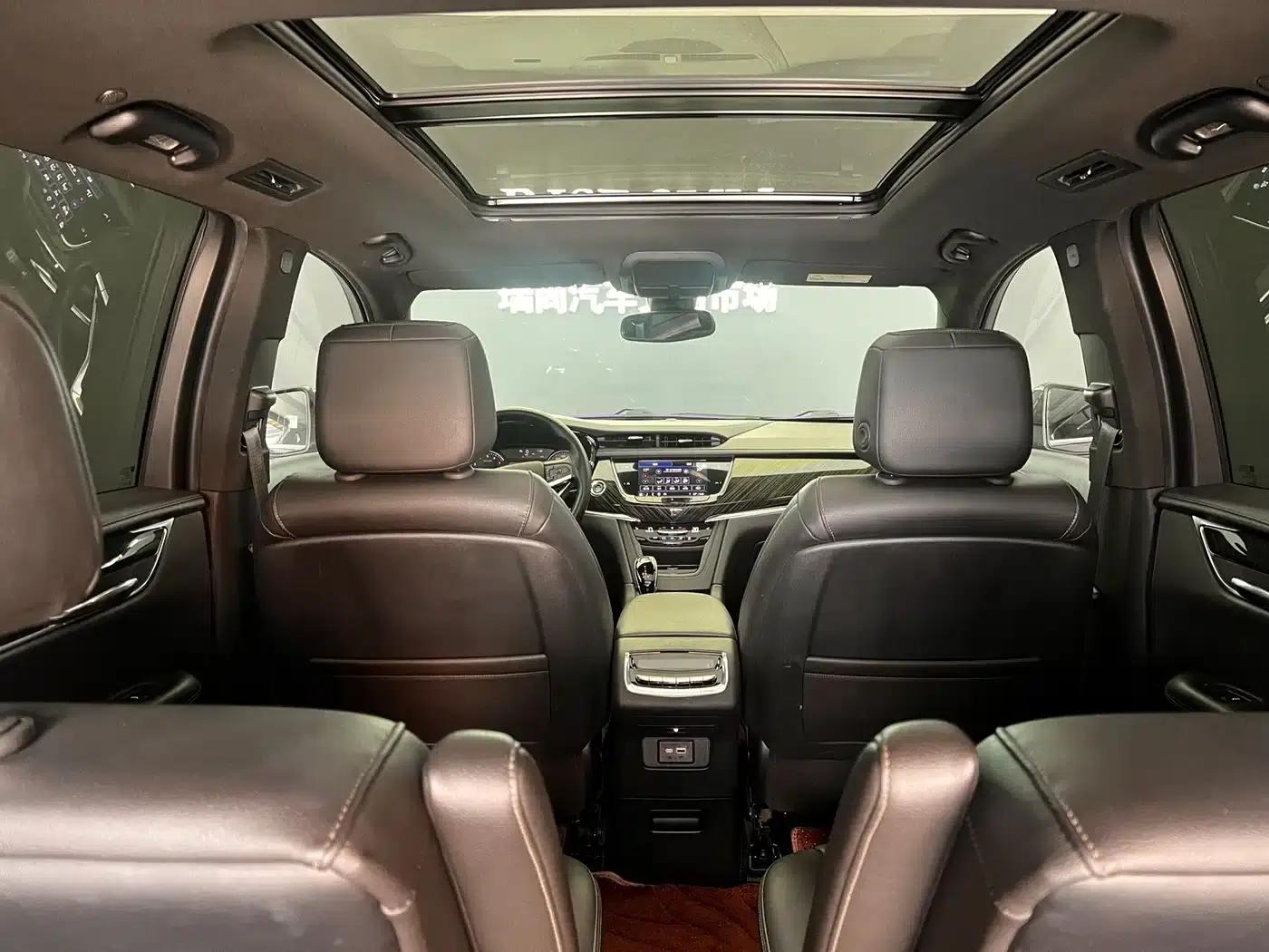 2021 Cadillac XT6 28T Six-Seat Luxury — миниатюра 8
