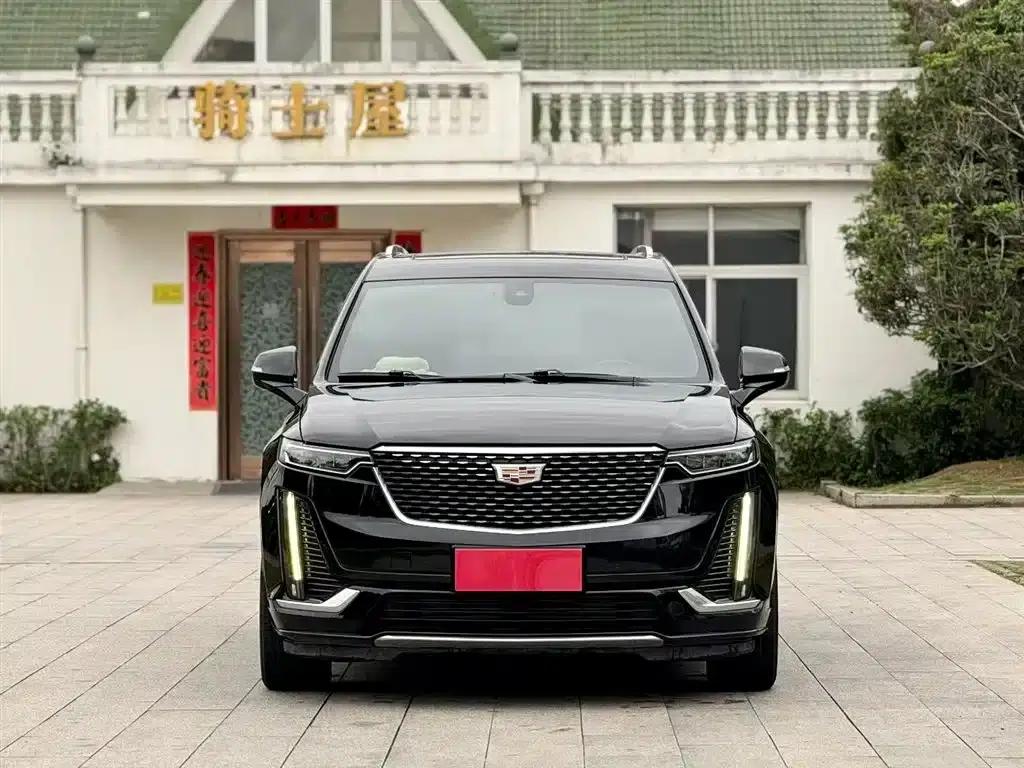 Cadillac XT6 2021 2.0T 7-seater 2WD Luxury — миниатюра 2