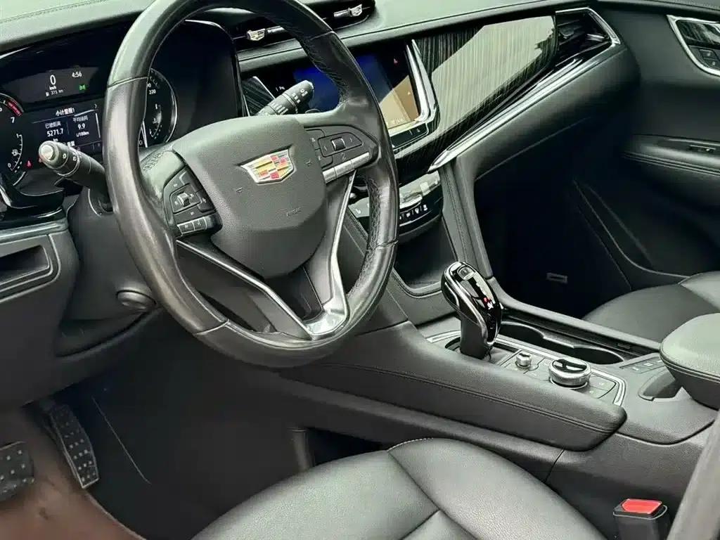 Cadillac XT6 2021 2.0T 7-seater 2WD Luxury — миниатюра 4