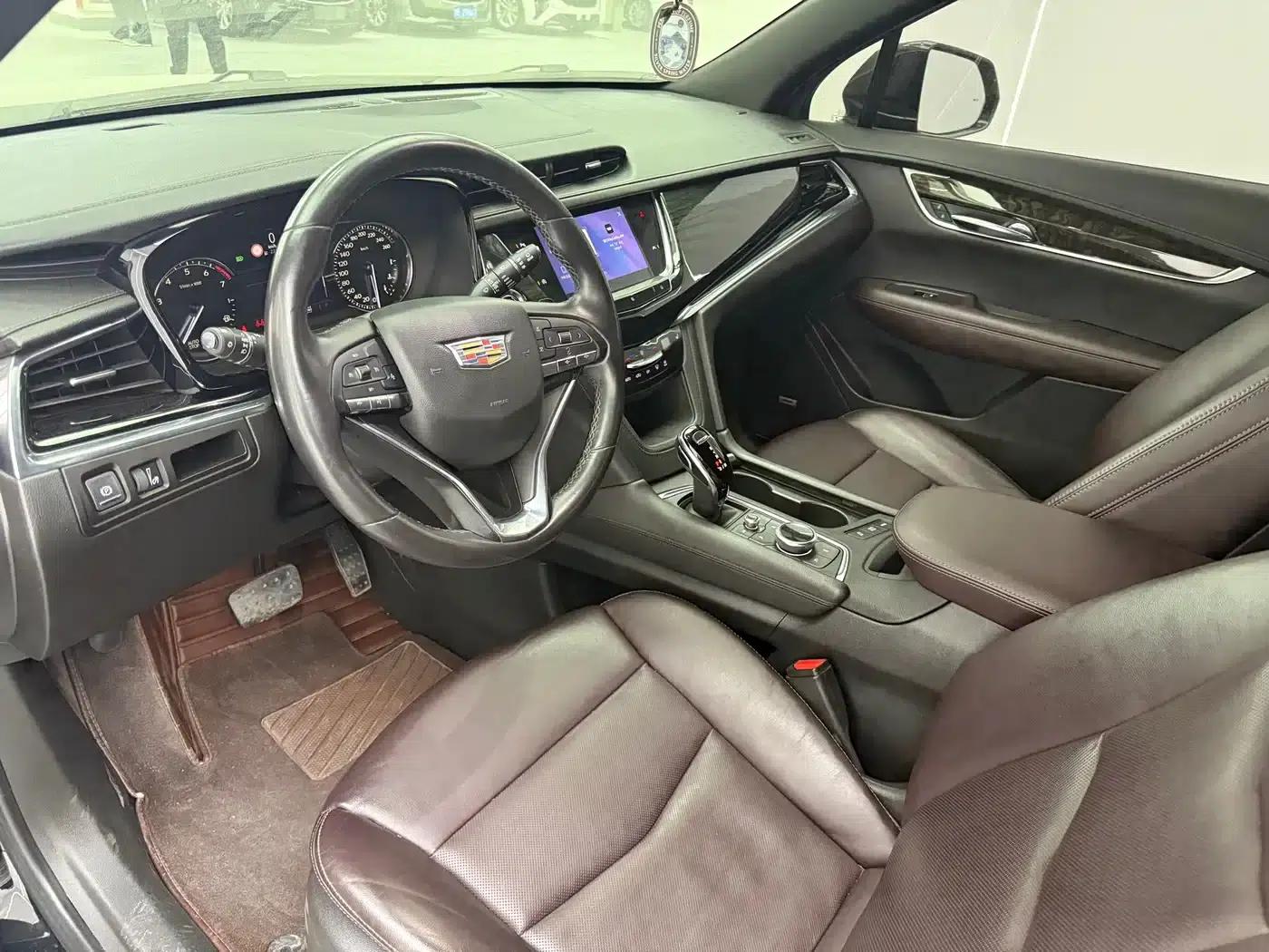 2020 Cadillac XT6 28T Six-Seat AWD Luxury — миниатюра 5