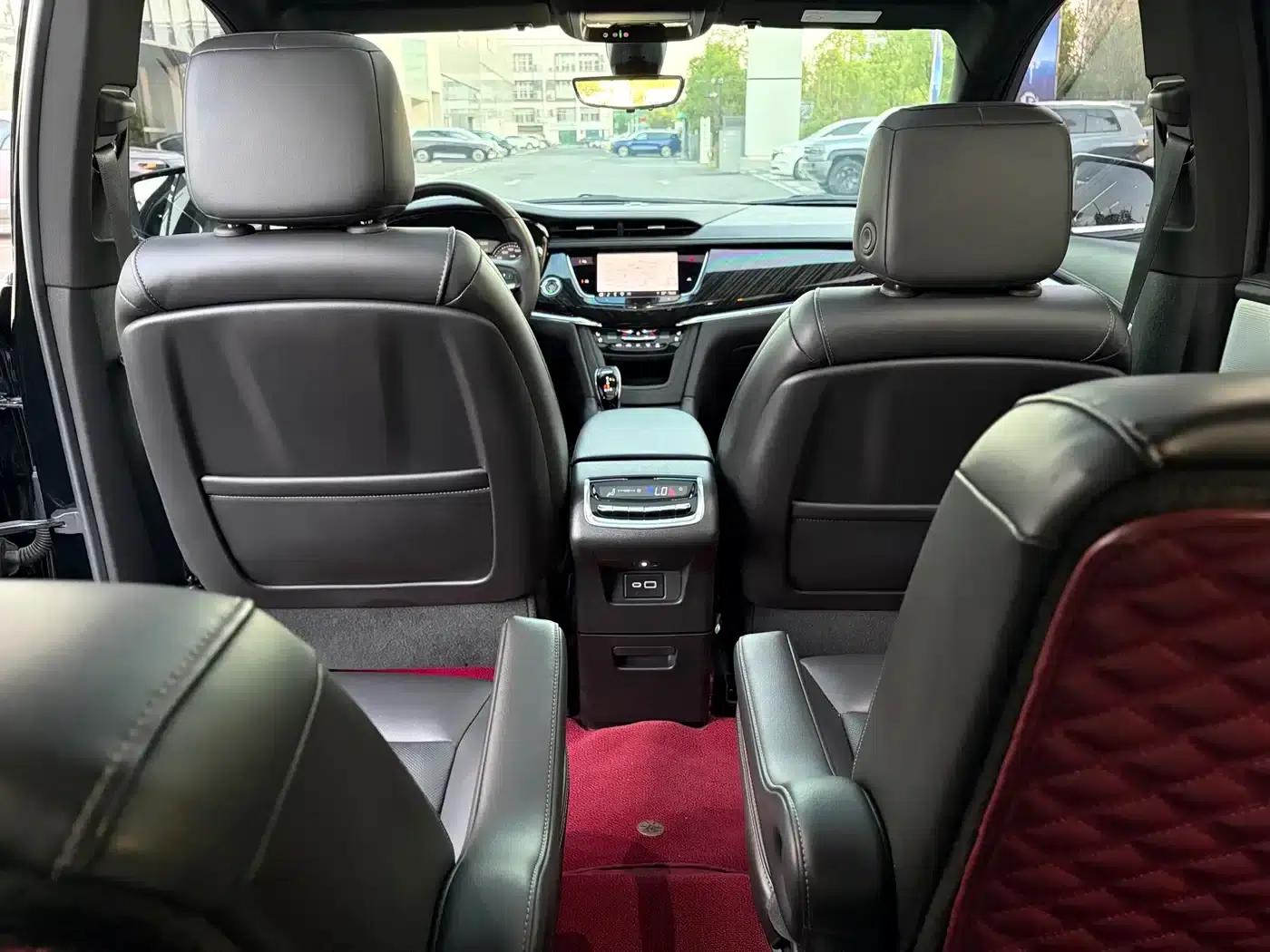 Cadillac XT6 2022 2.0T Six-Seat AWD Luxury — миниатюра 12
