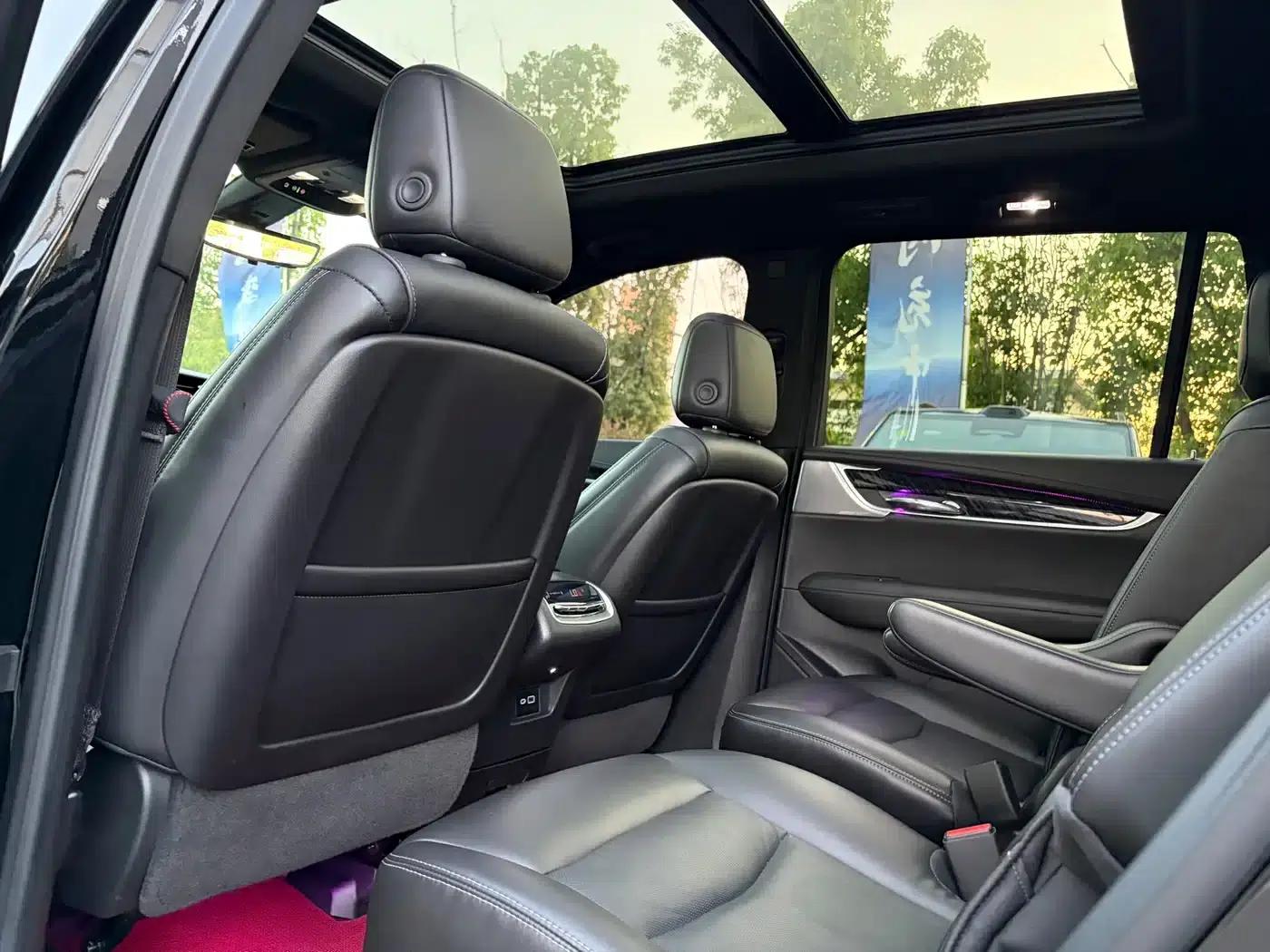 Cadillac XT6 2022 2.0T Six-Seat AWD Luxury — миниатюра 9