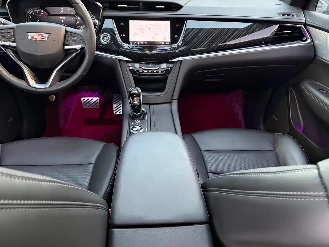 Cadillac XT6 2022 2.0T Six-Seat AWD Luxury — миниатюра 10