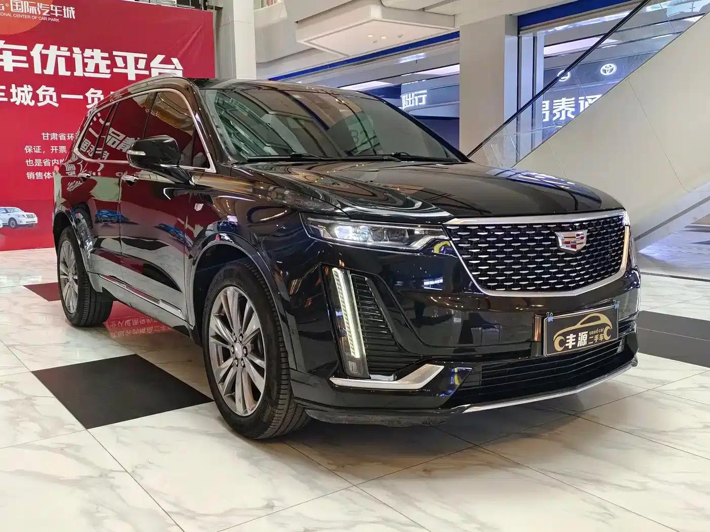 2020 Cadillac XT6 28T Six-Seat AWD Luxury — миниатюра 3
