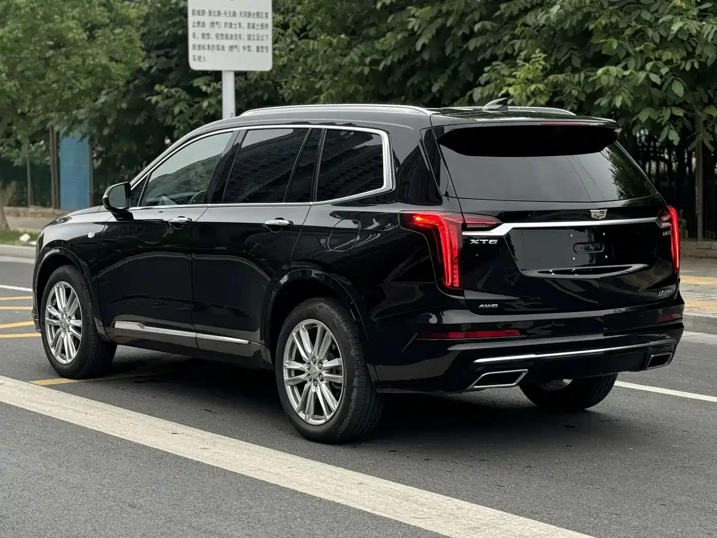 Cadillac XT6 2022 2.0T 7-seater AWD Luxury — миниатюра 13