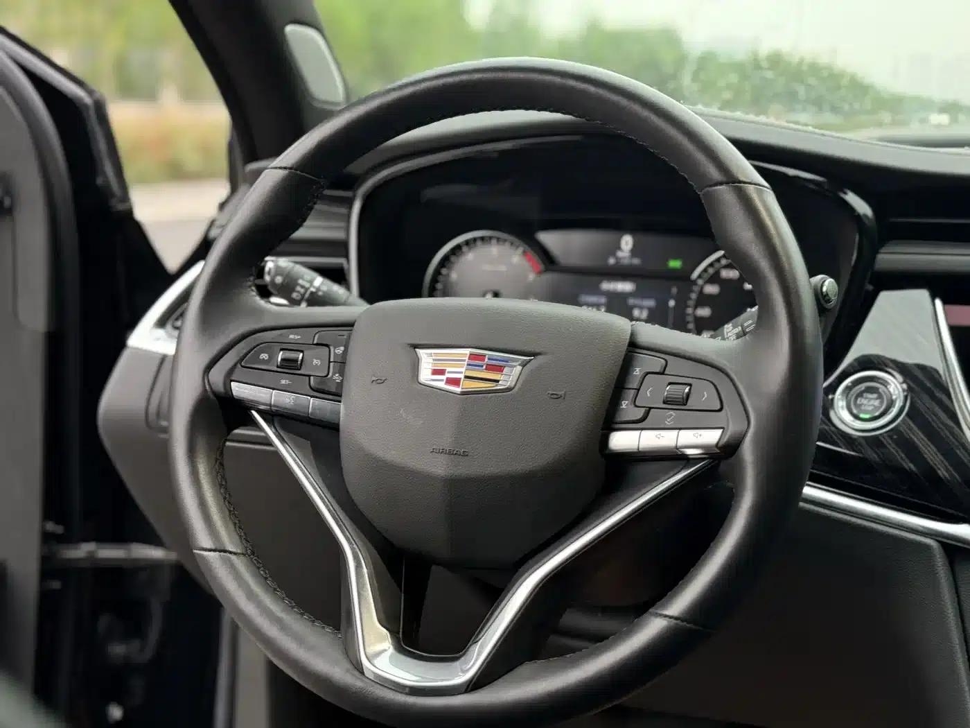 Cadillac XT6 2022 2.0T 7-seater AWD Luxury — миниатюра 7