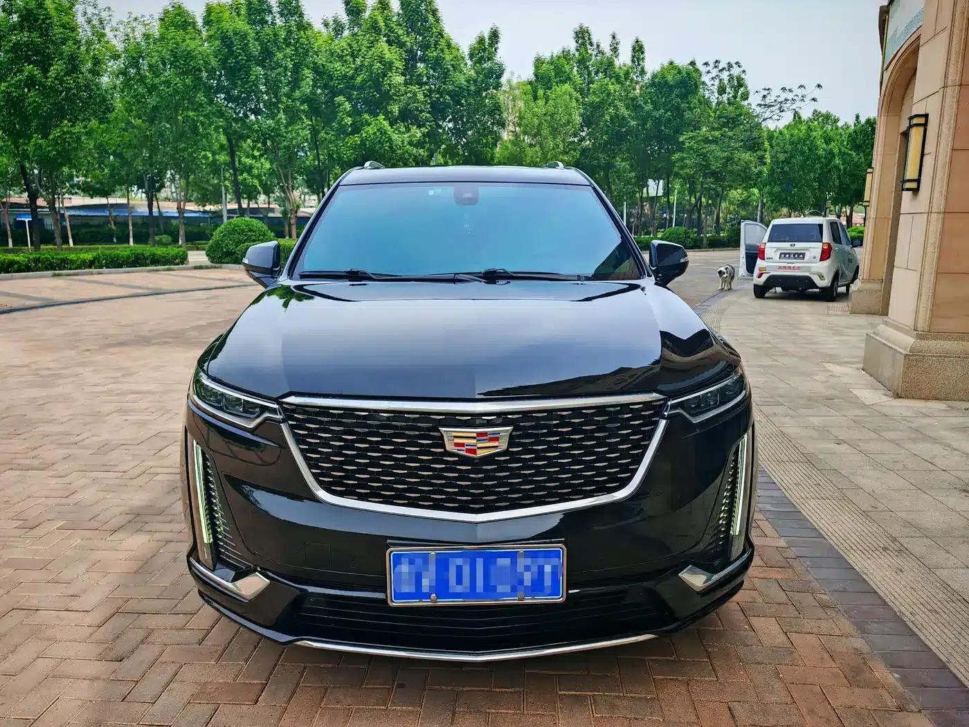 Cadillac XT6 2022 2.0T Six-Seat AWD Luxury 120th Anniversary Limited Edition — миниатюра 2