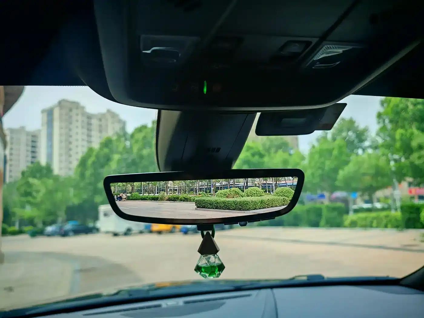 Cadillac XT6 2022 2.0T Six-Seat AWD Luxury 120th Anniversary Limited Edition — миниатюра 13
