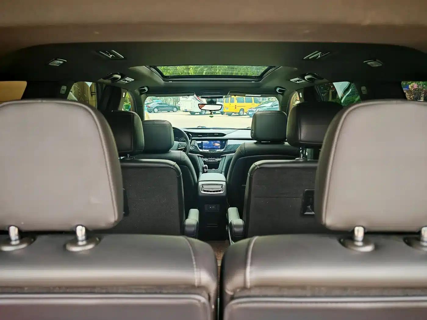 Cadillac XT6 2022 2.0T Six-Seat AWD Luxury 120th Anniversary Limited Edition — миниатюра 17
