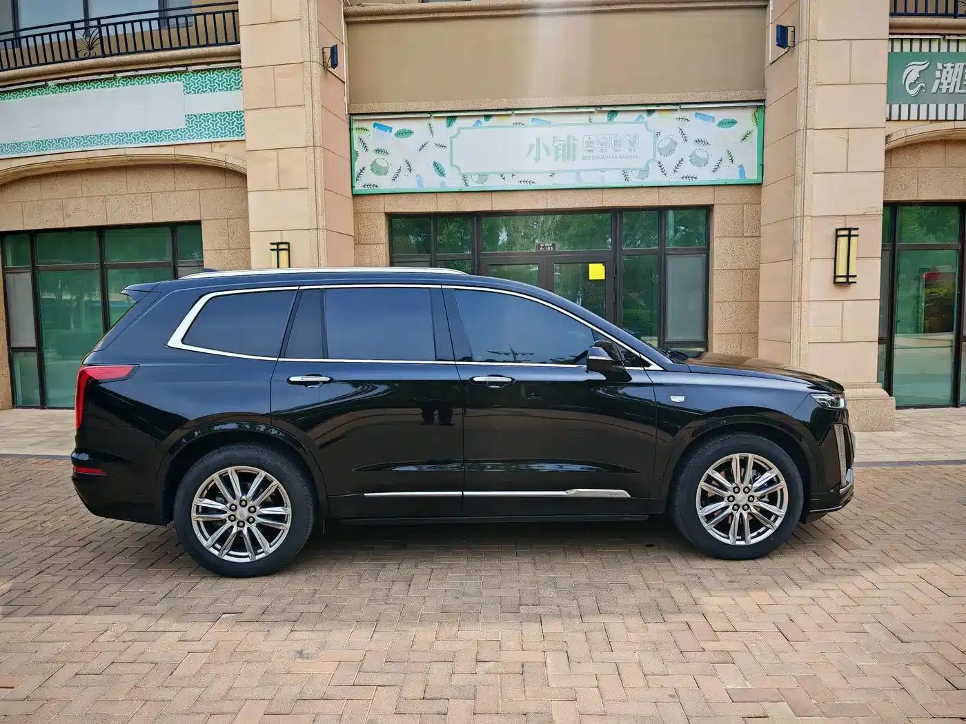 Cadillac XT6 2022 2.0T Six-Seat AWD Luxury 120th Anniversary Limited Edition — миниатюра 22