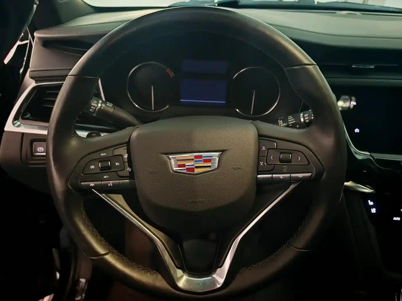 Cadillac XT6 2022 2.0T Six-Seat AWD Luxury 120th Anniversary Limited Edition — миниатюра 7
