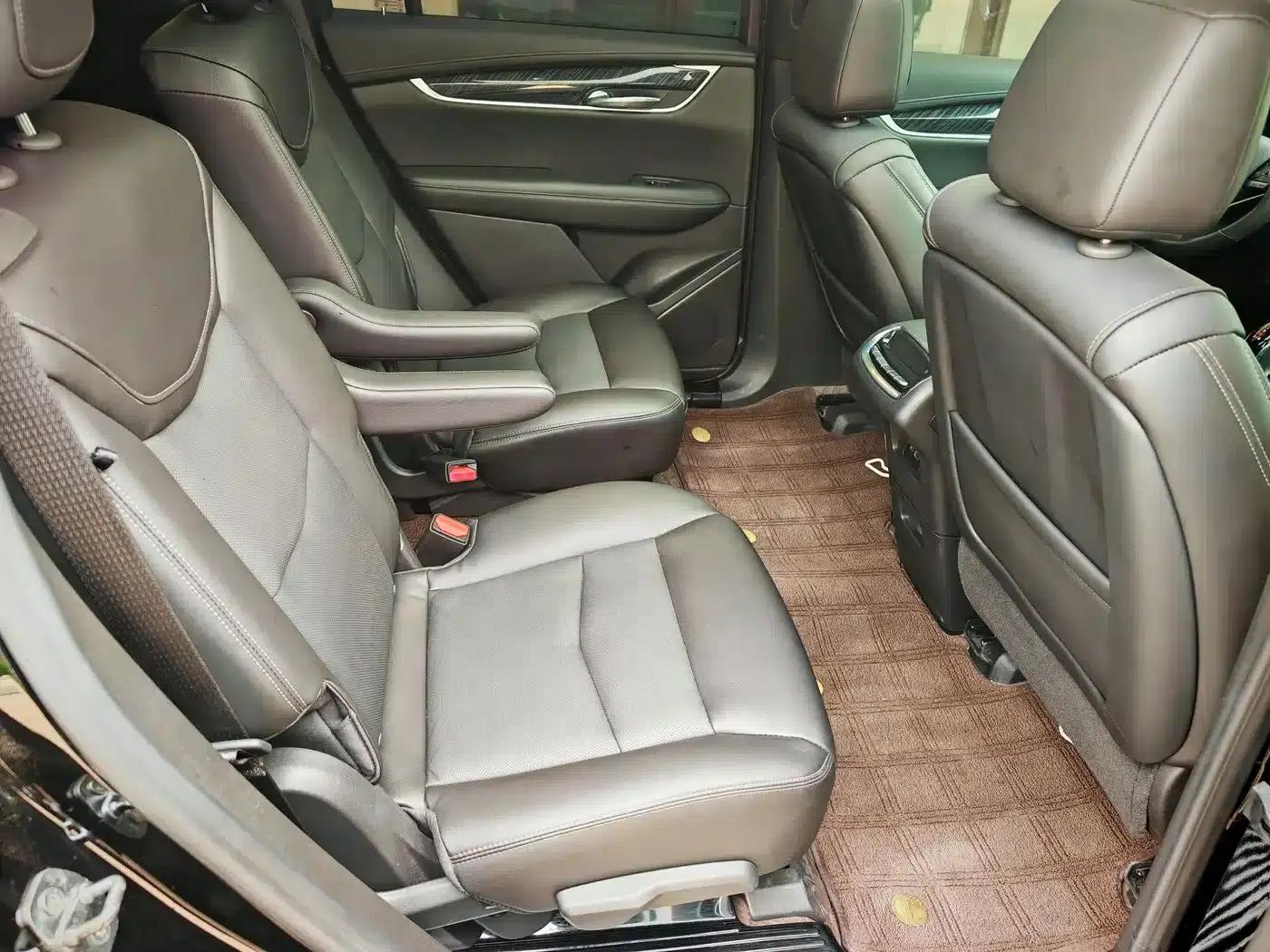 Cadillac XT6 2022 2.0T Six-Seat AWD Luxury 120th Anniversary Limited Edition — миниатюра 10