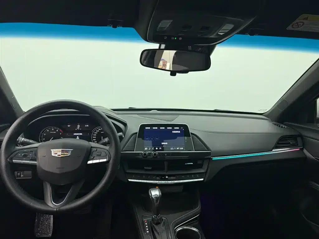 2022 Cadillac CT4 28T Luxury Edition — миниатюра 11