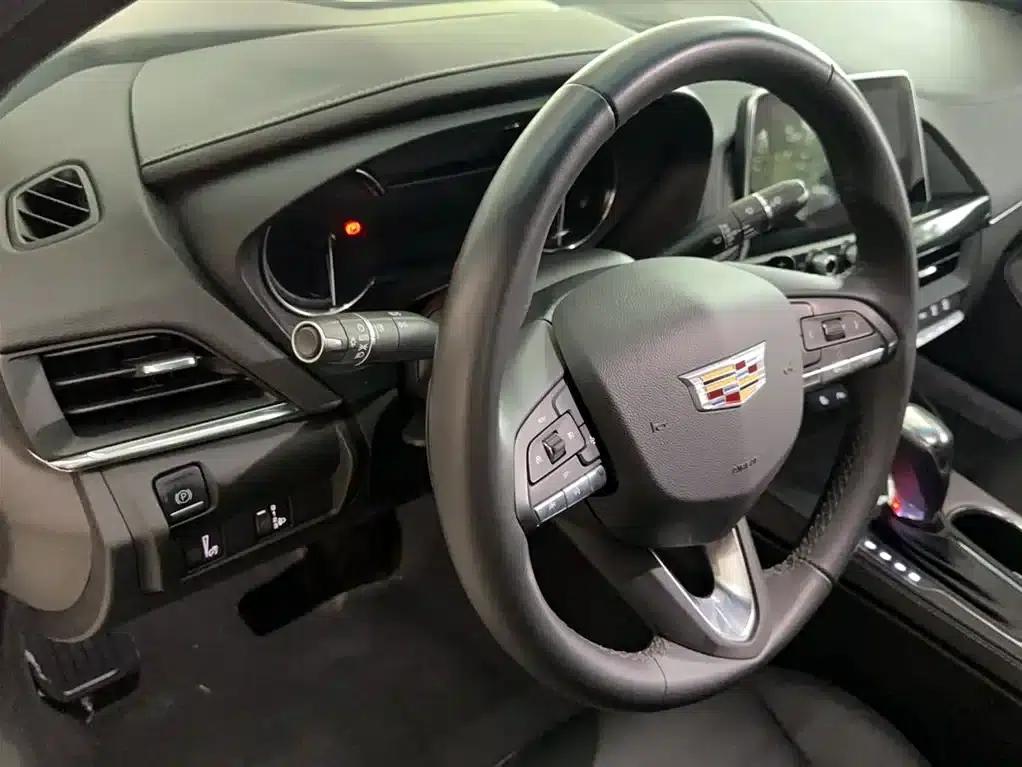 2022 Cadillac CT4 28T Luxury — миниатюра 22