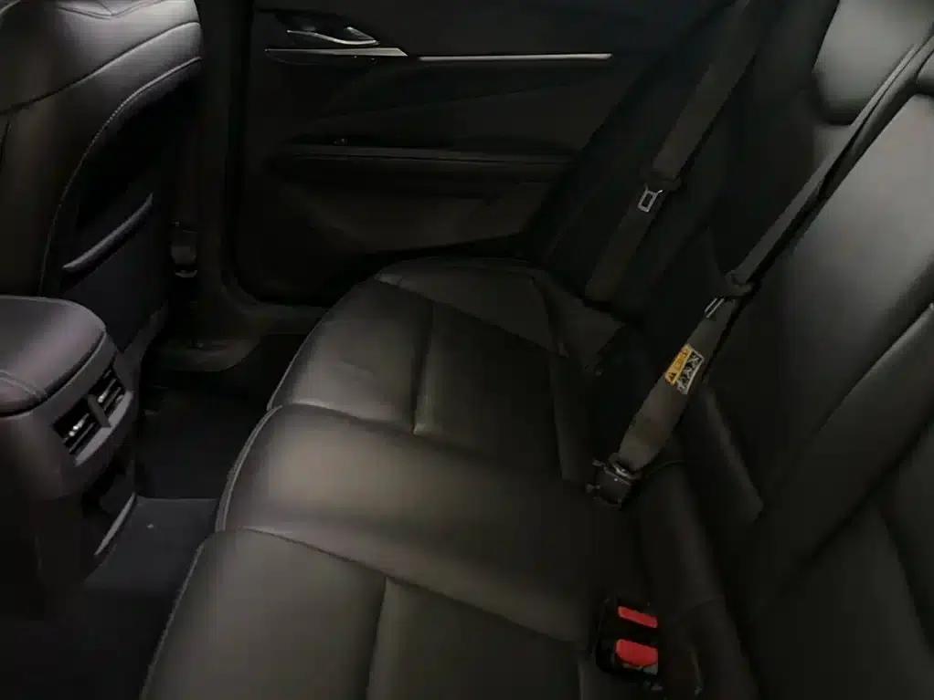 2022 Cadillac CT4 28T Luxury — миниатюра 7